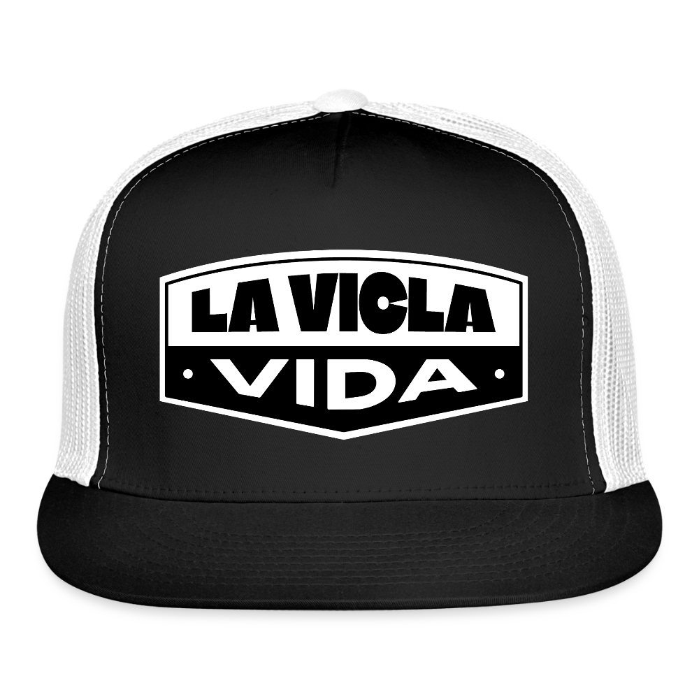 Badge 2.0 Trucker Hat - black/white